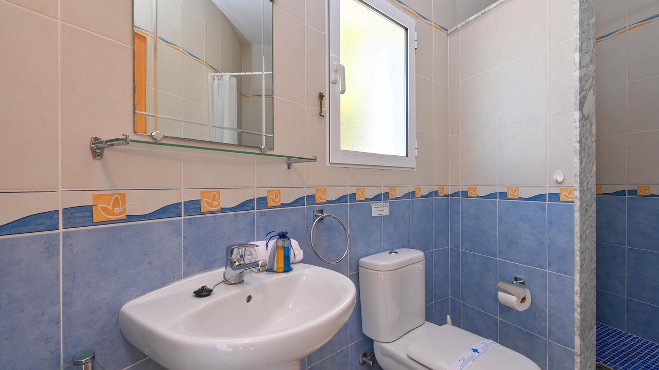 Photo of Bathroom in Cumbre del Sol