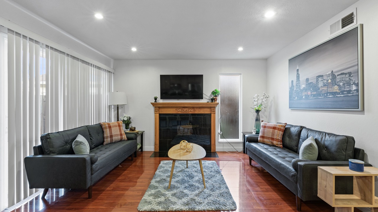 Photo of Livingroom in Milpitas