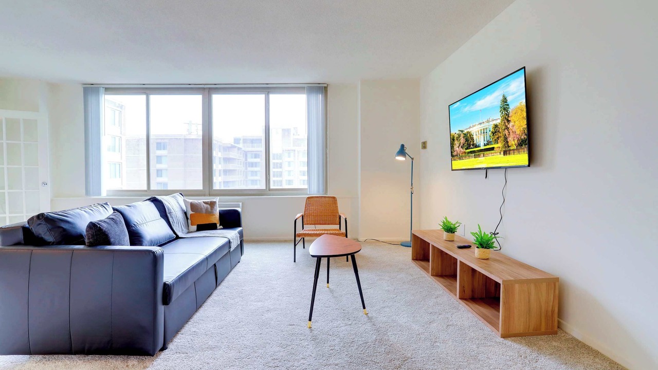 Photo of Livingroom in Aurora Highlands