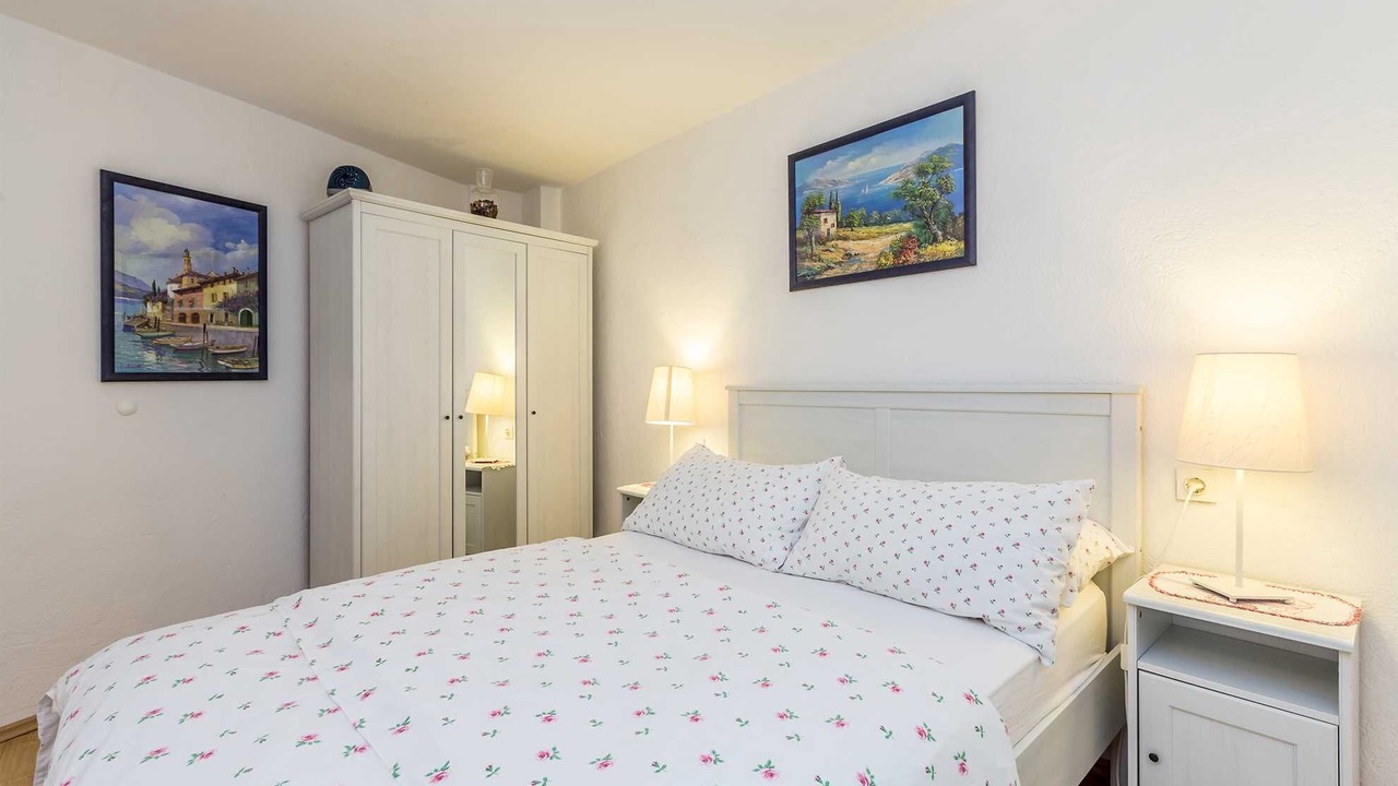 Photo of Bedroom in Omisalj