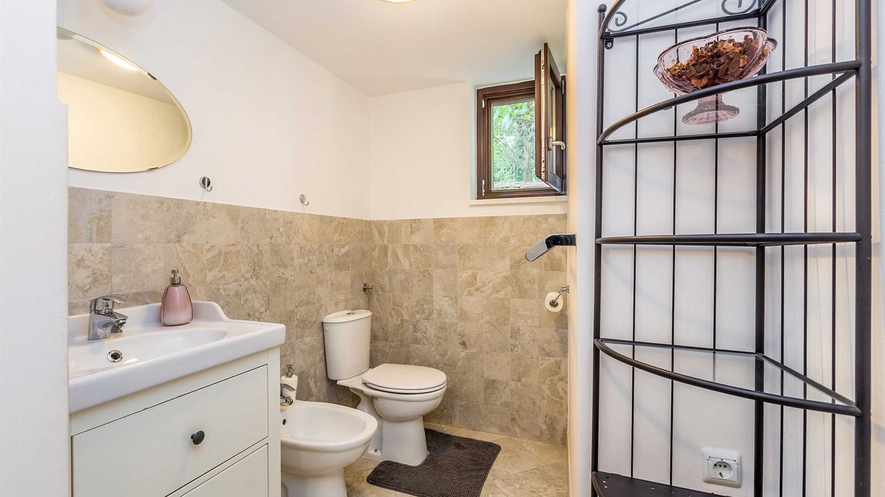Photo of Bathroom in Omisalj