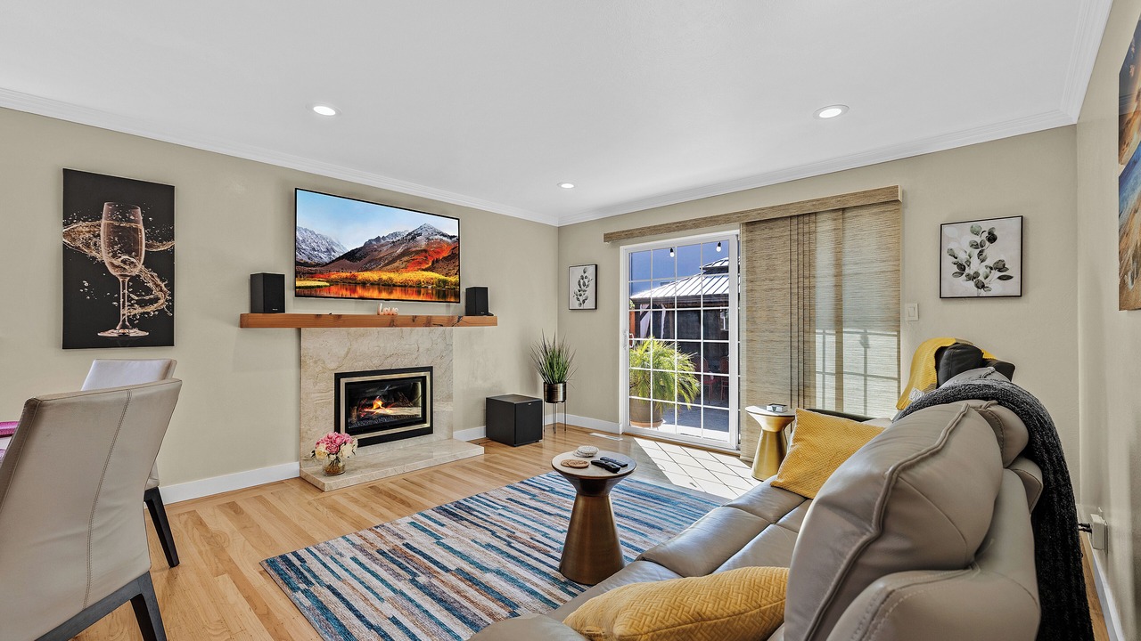 Photo of Livingroom in Castro Valley