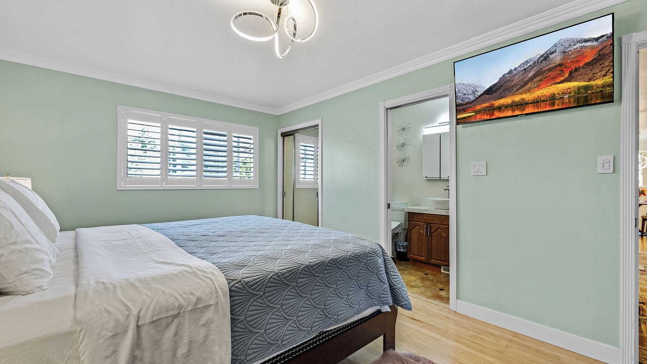 Photo of Bedroom in Castro Valley