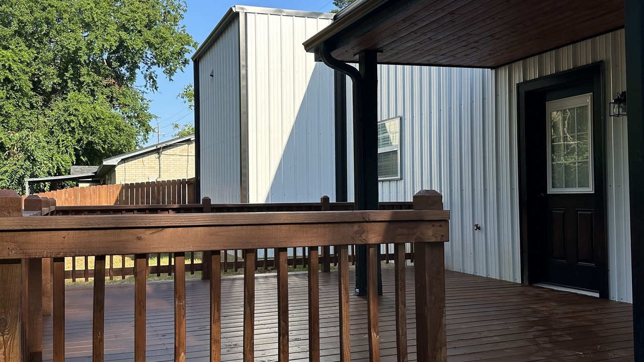 Photo of Patio Balcony in Gladewater