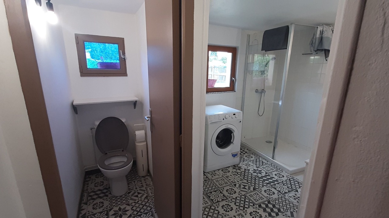 Photo of Bathroom in Rieux-Volvestre