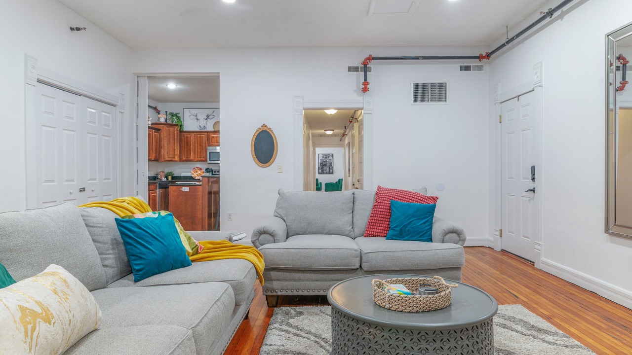 Photo of Livingroom in Joplin