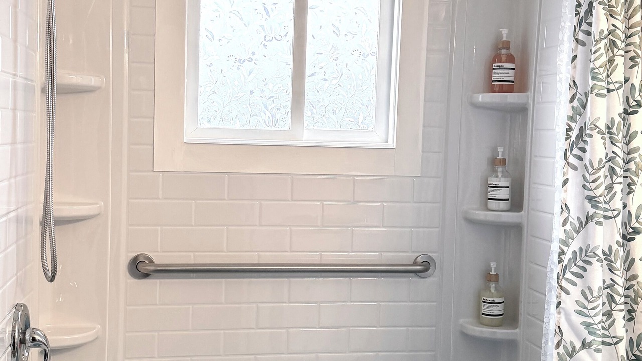 Photo of Bathroom in Steelville