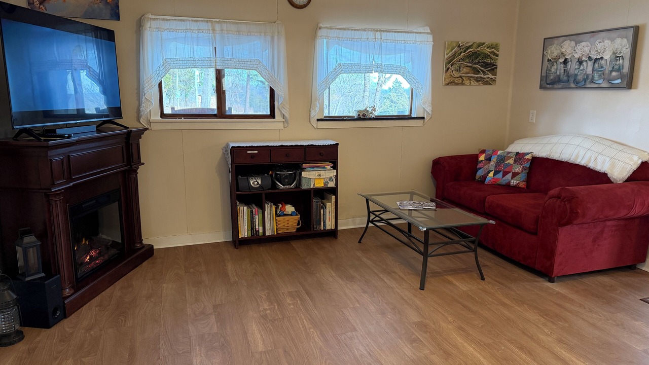 Photo of Livingroom in Steelville