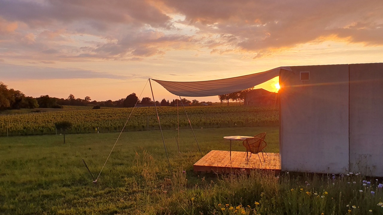 Photo of Patio Balcony in Lugasson