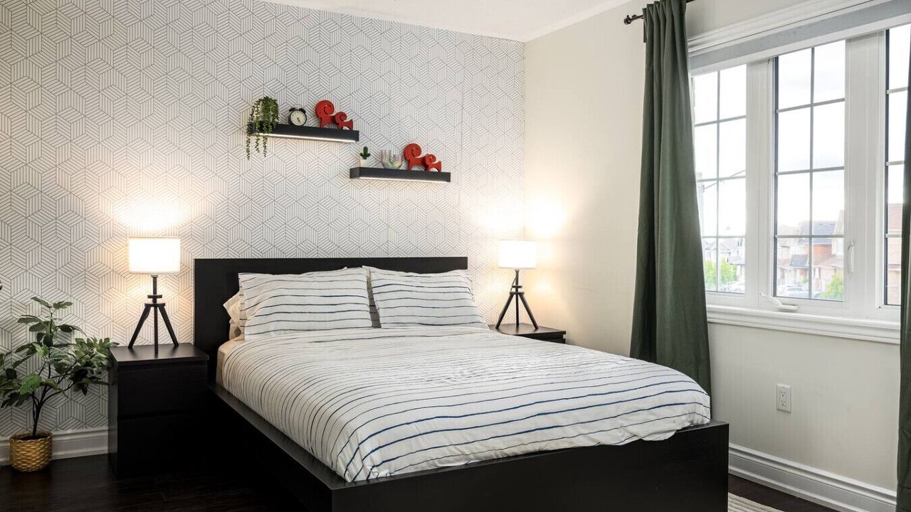 Photo of Bedroom in Oshawa