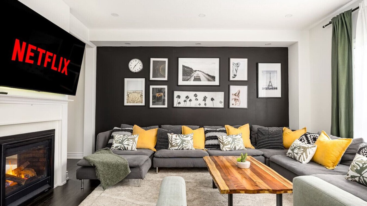 Photo of Livingroom in Oshawa