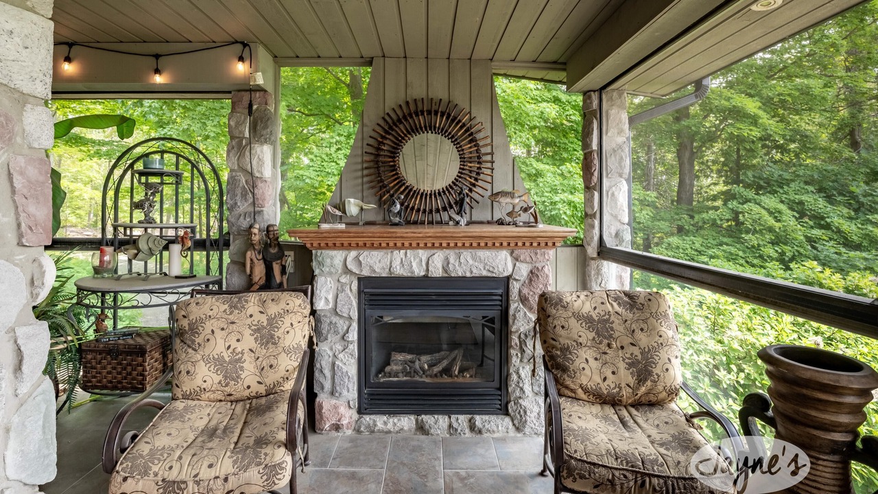 Photo of Livingroom in Oro-Medonte