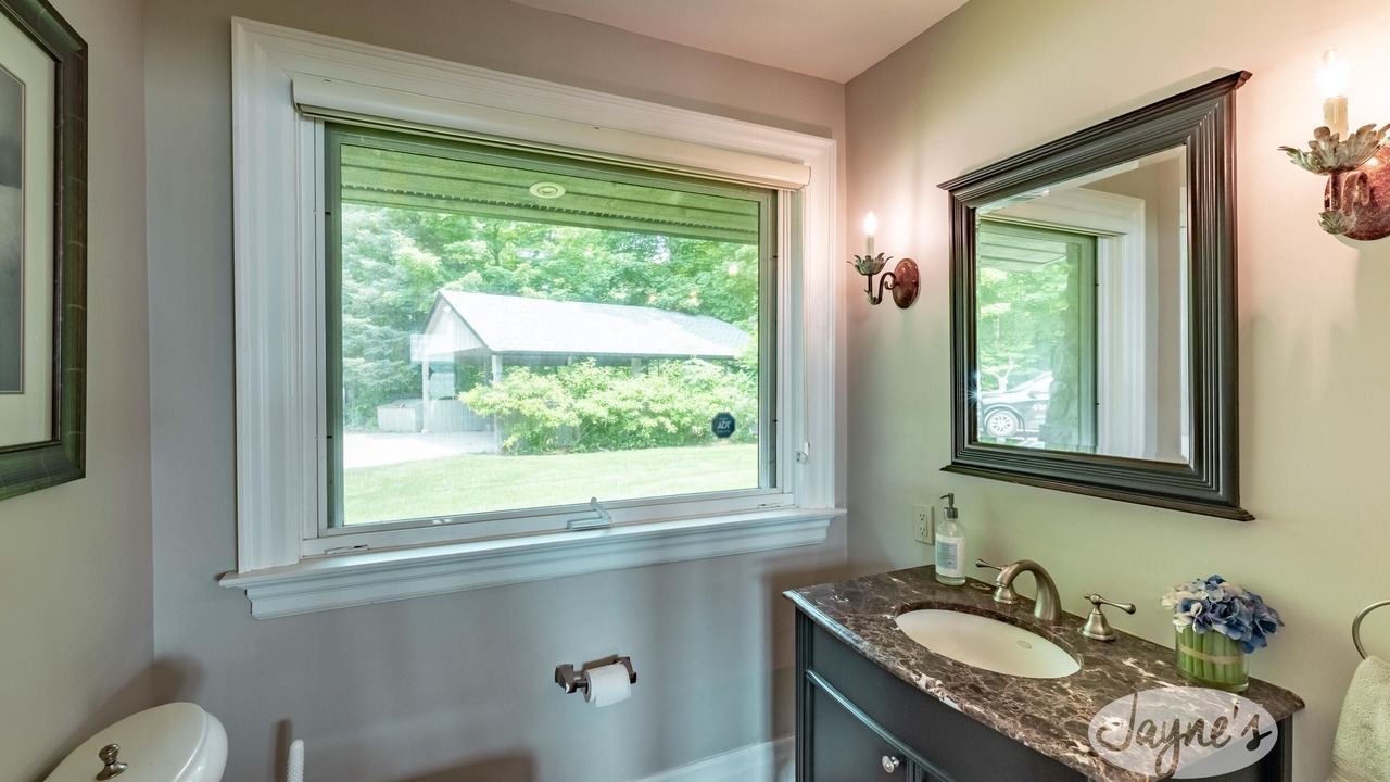 Photo of Bedroom in Oro-Medonte