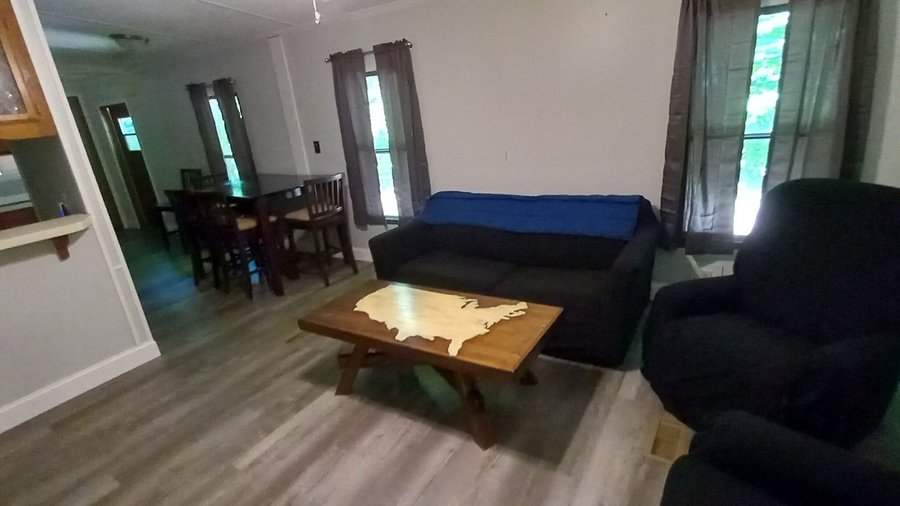 Photo of Livingroom in Maple View