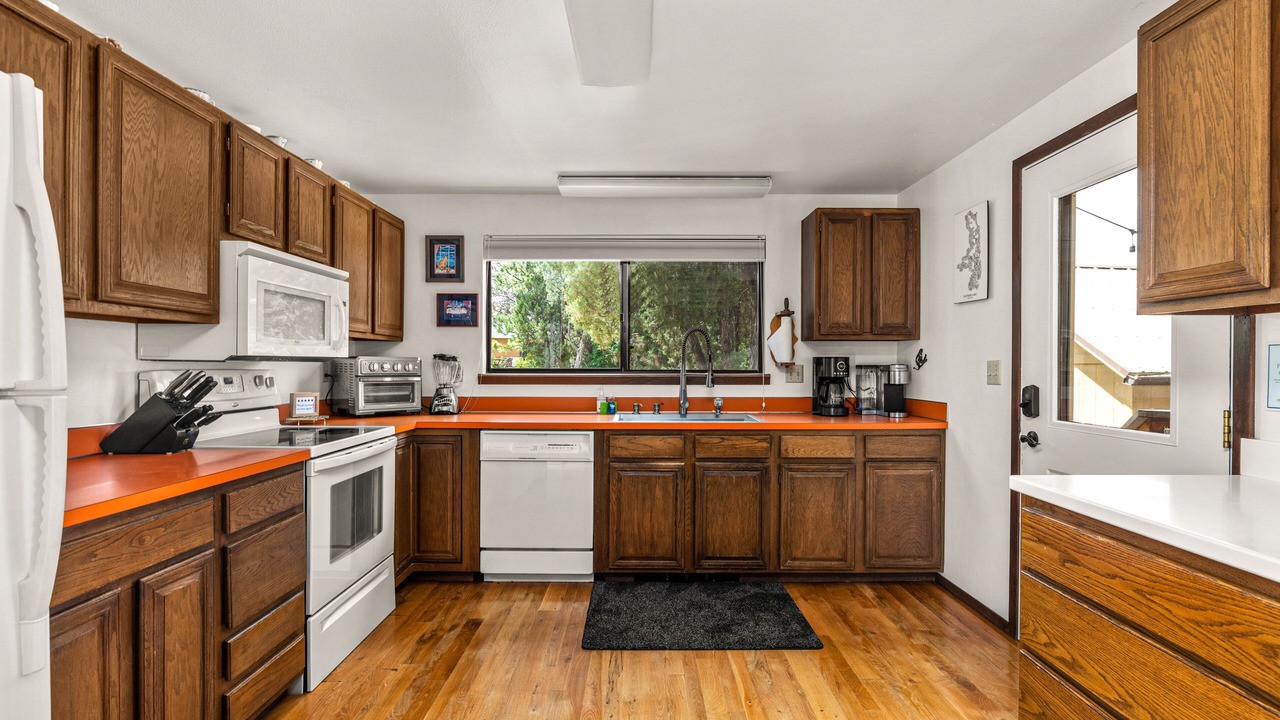 Photo of Kitchen in Big Arm