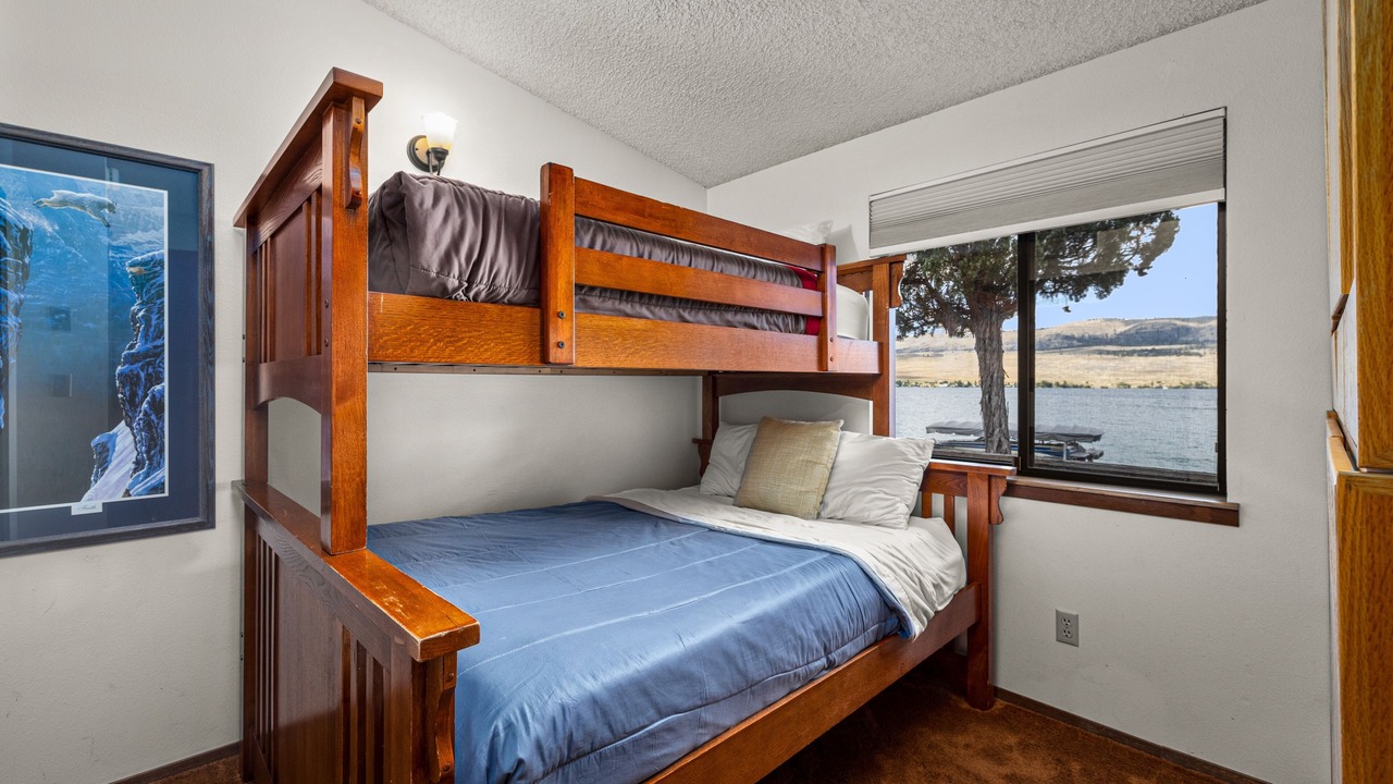 Photo of Bedroom in Big Arm