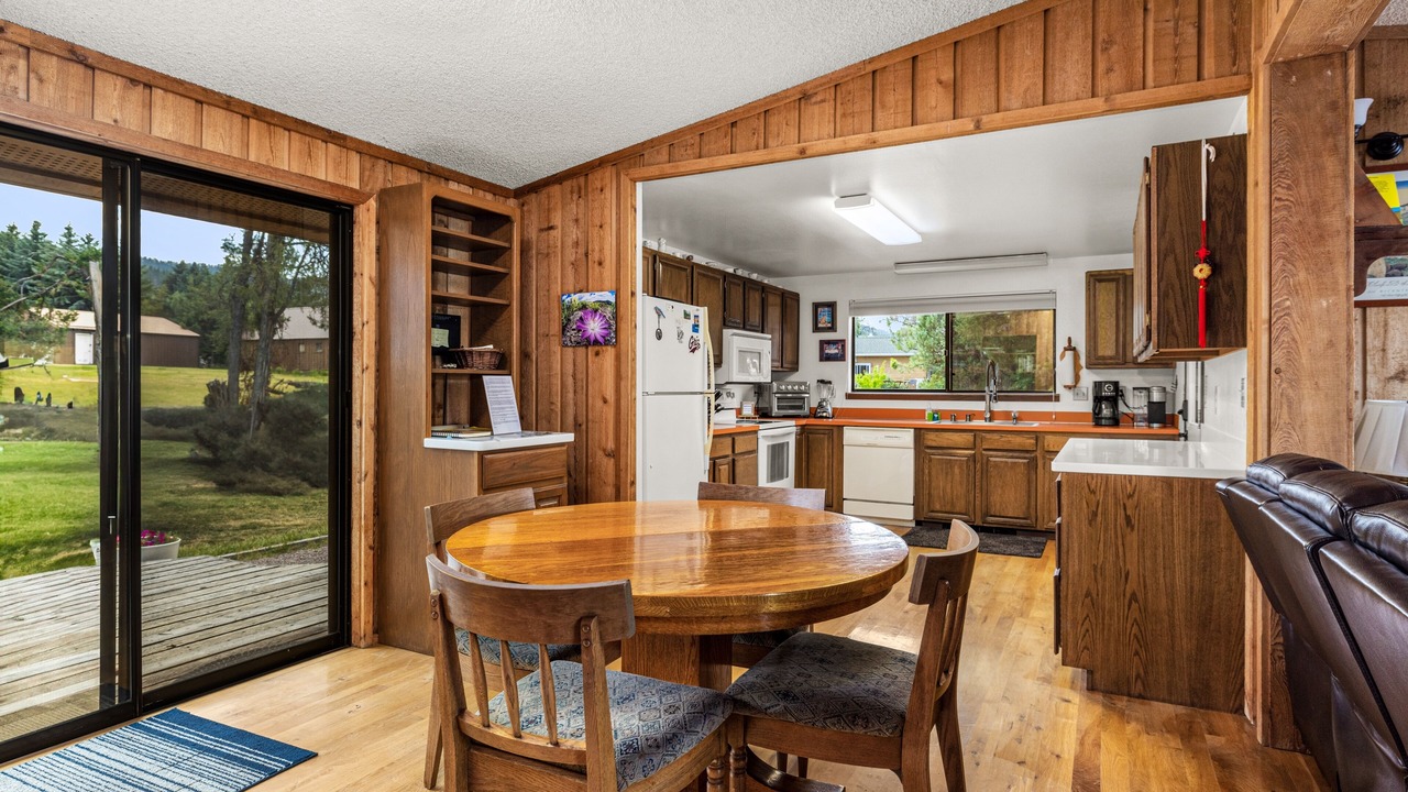 Photo of Kitchen in Big Arm