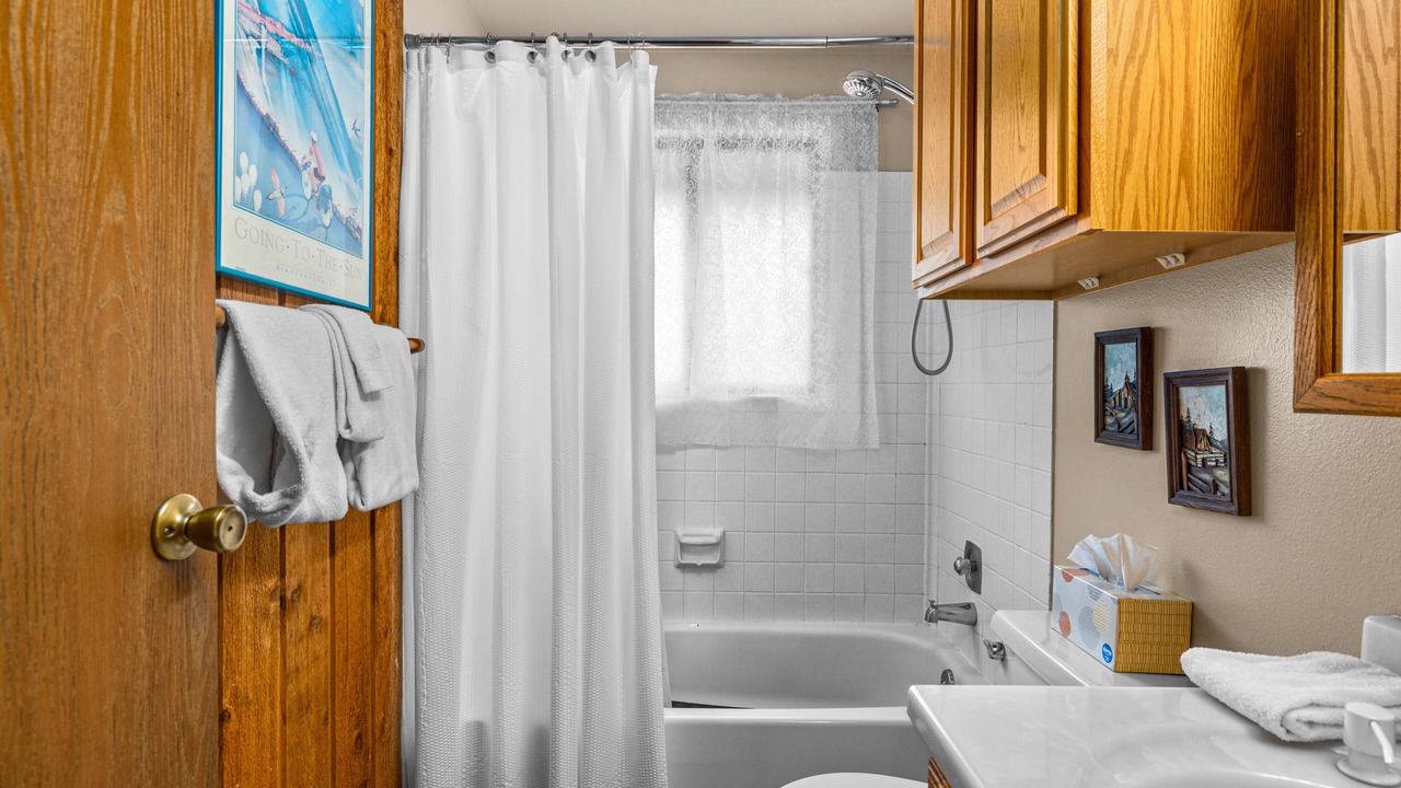 Photo of Bathroom in Big Arm