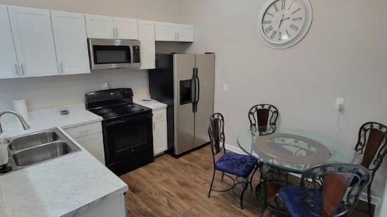 Photo of Kitchen in New Pathways