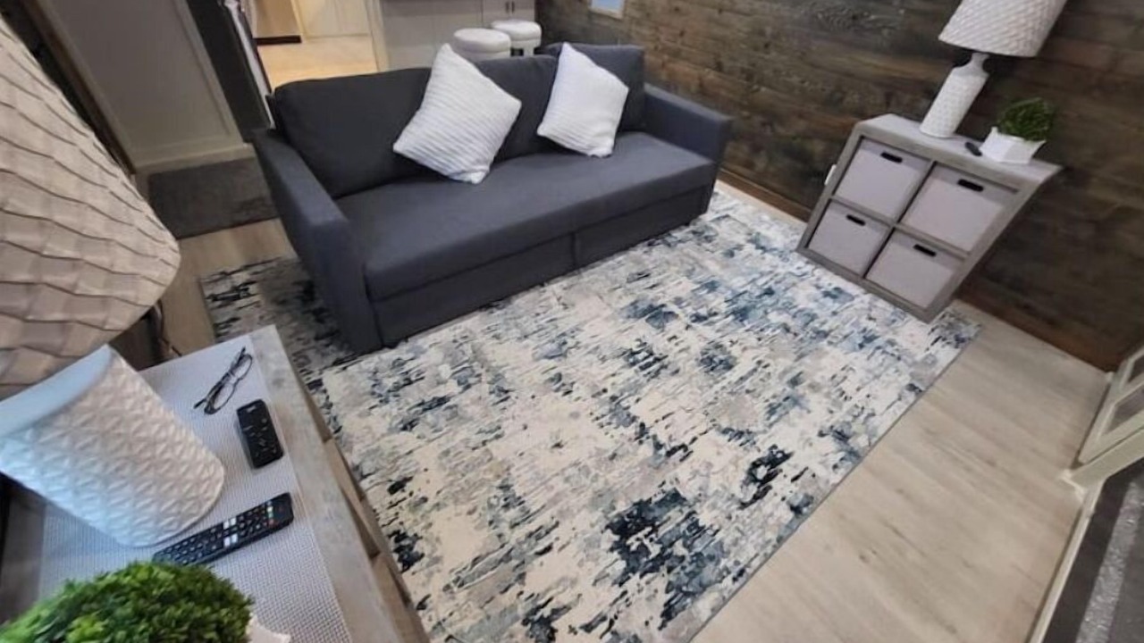 Photo of Livingroom in Gainesville