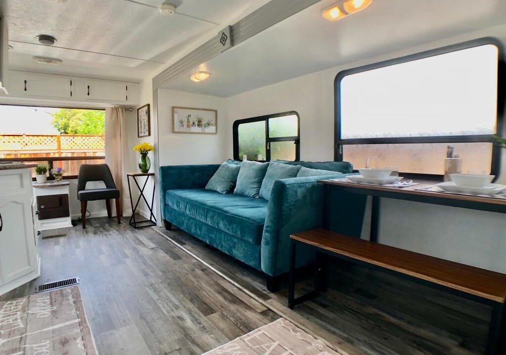 Photo of Livingroom in Castro Valley