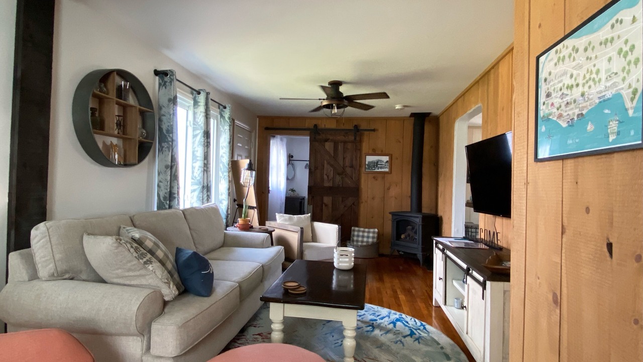 Photo of Livingroom in Kingsville