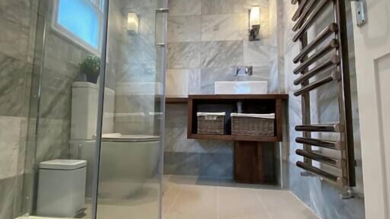 Photo of Bathroom in Vassall