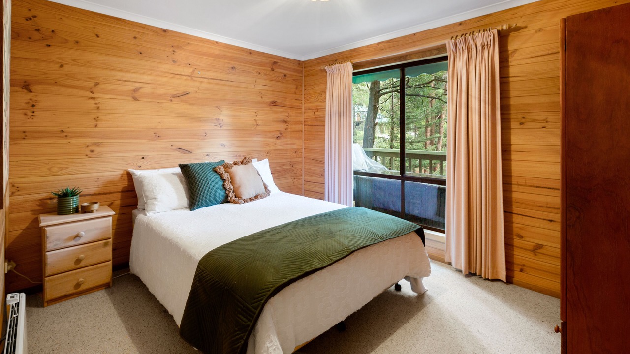 Photo of Bedroom in Sawmill Settlement