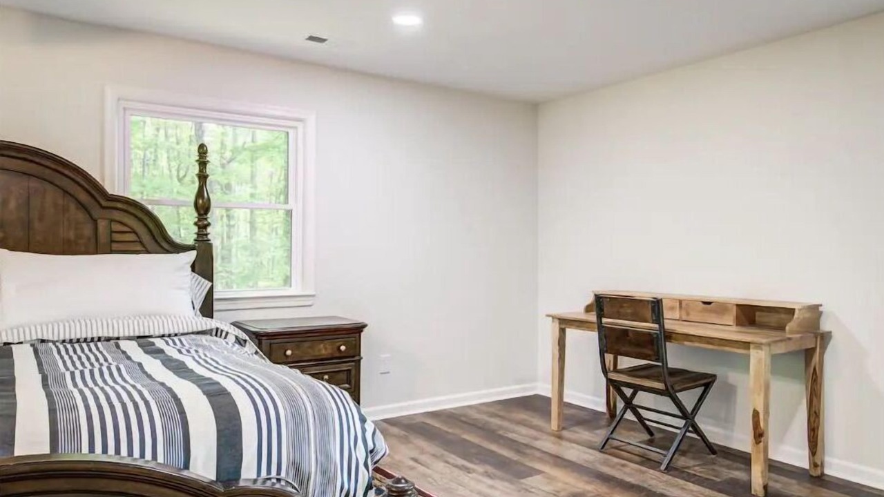 Photo of Bedroom in Caret