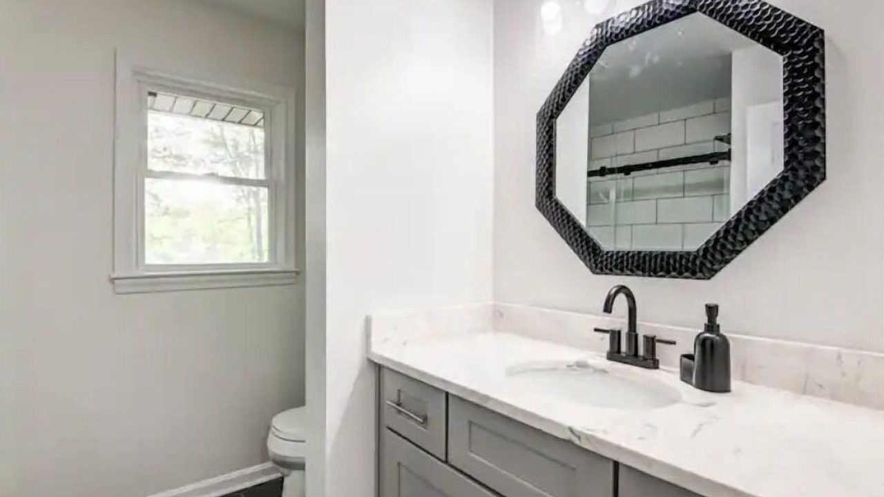 Photo of Bathroom in Caret