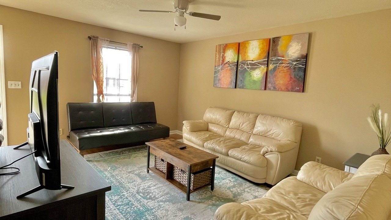 Photo of Livingroom in Clarksville