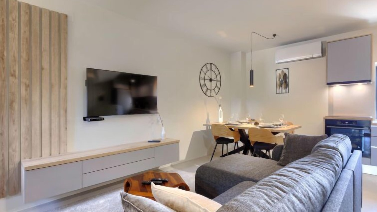 Photo of Livingroom in Tinjan