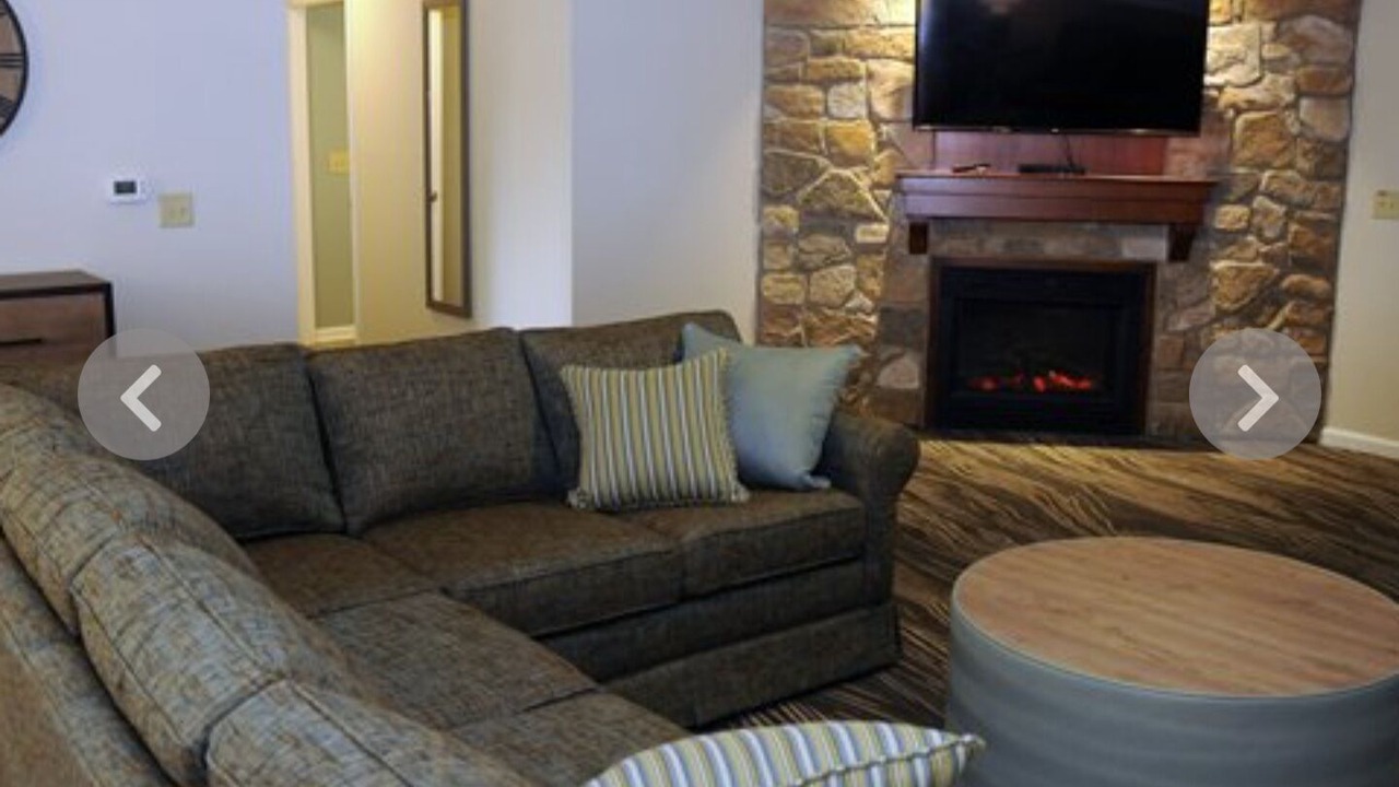 Photo of Livingroom in McGaheysville