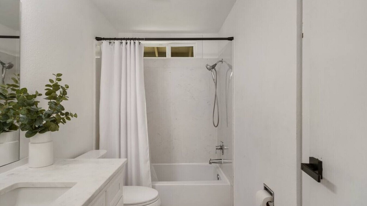 Photo of Bathroom in Picnic Point-North Lynnwood