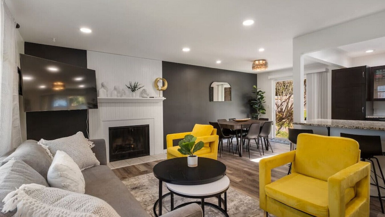 Photo of Livingroom in Picnic Point-North Lynnwood