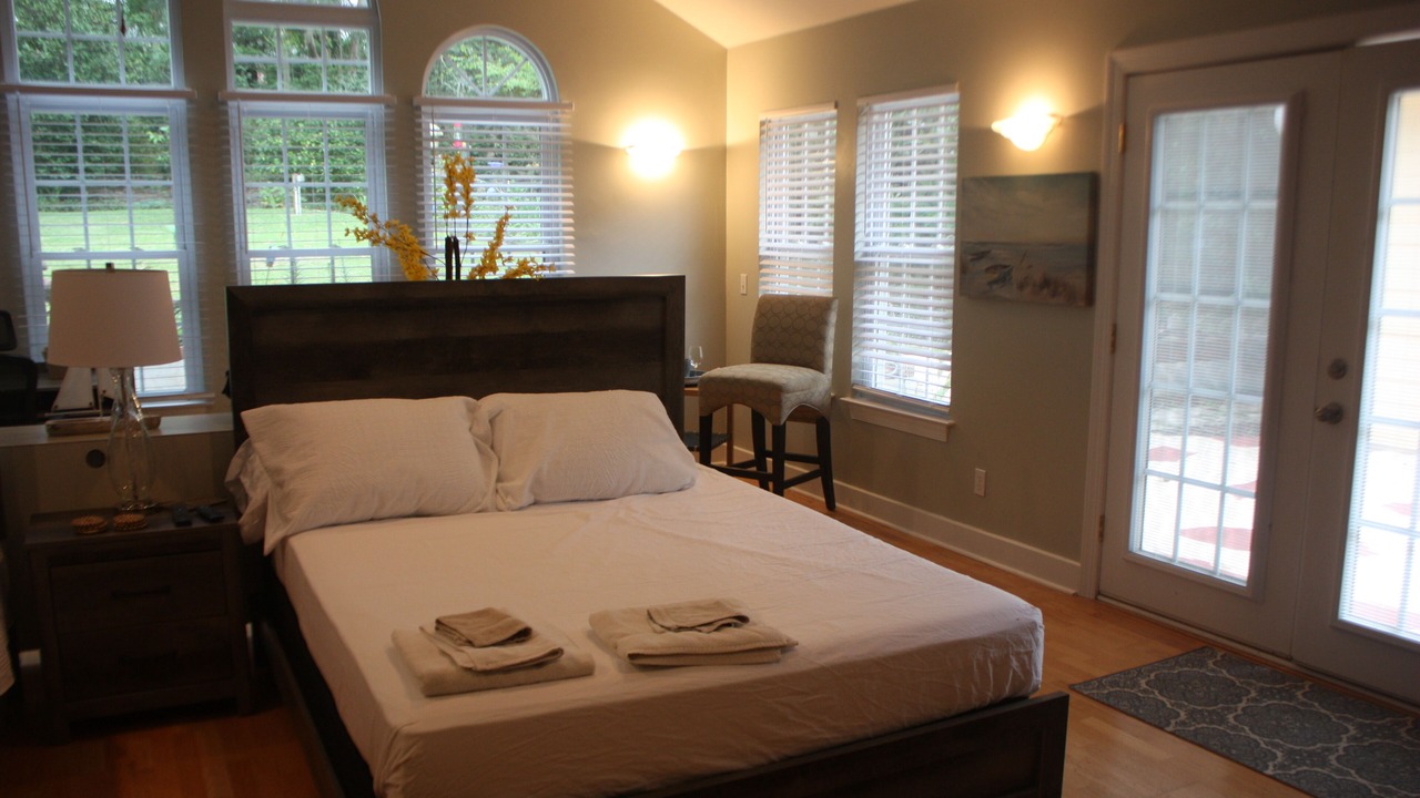 Photo of Bedroom in Tallahassee