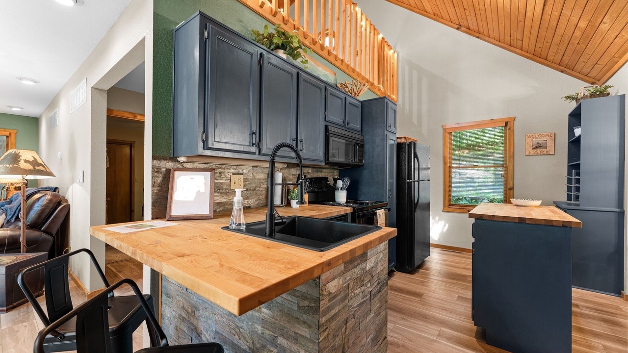 Photo of Kitchen in Kimberling City