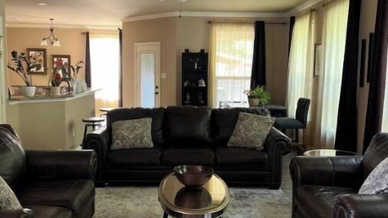 Photo of Livingroom in DeSoto