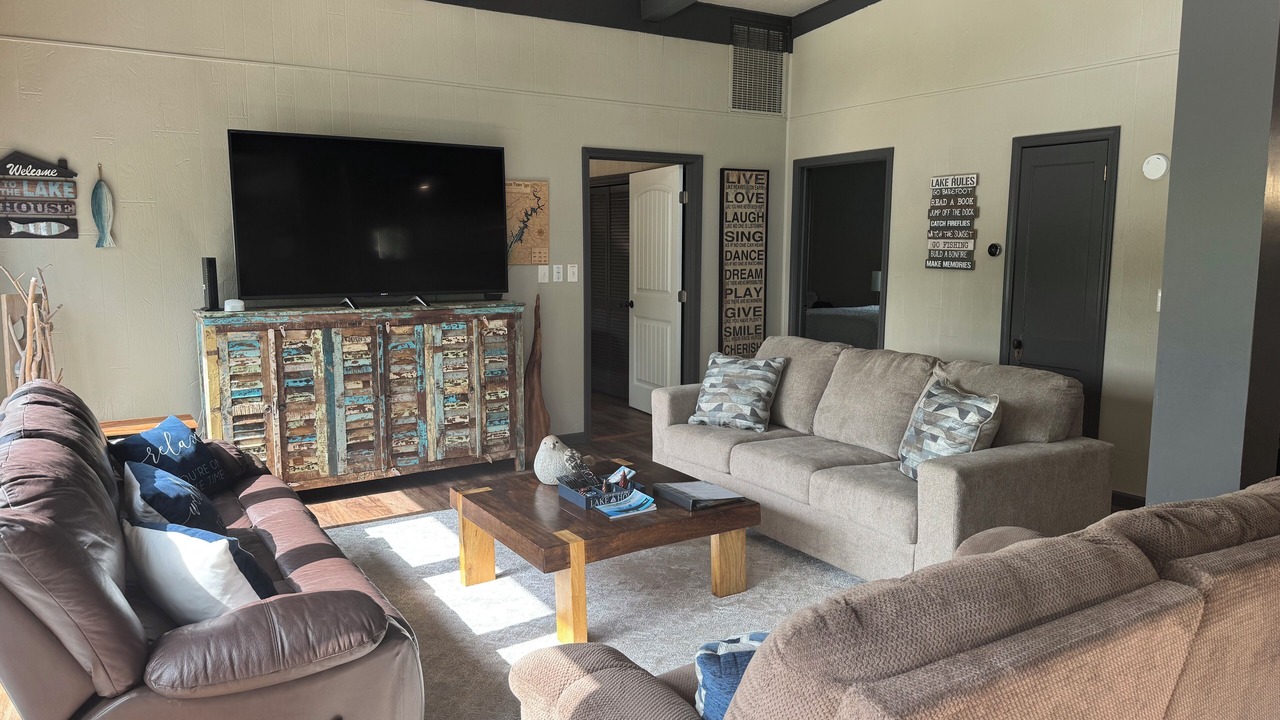 Photo of Livingroom in Cookson