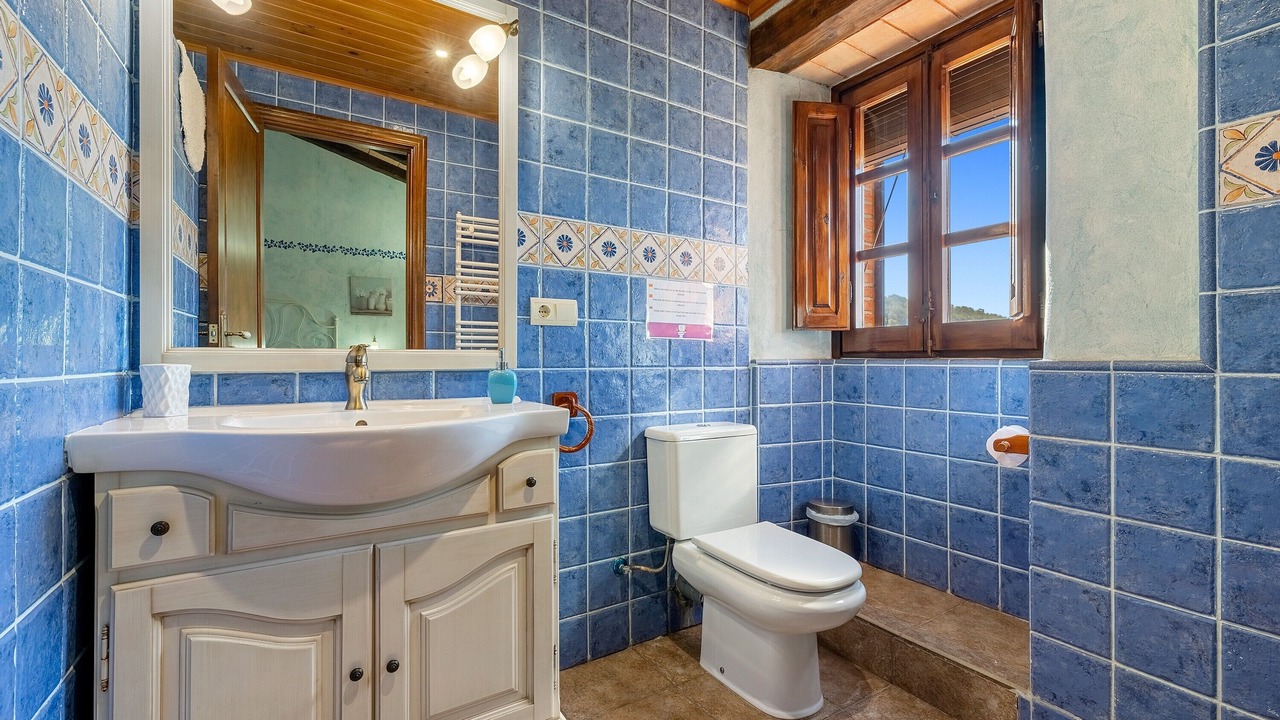 Photo of Bathroom in El Montmell