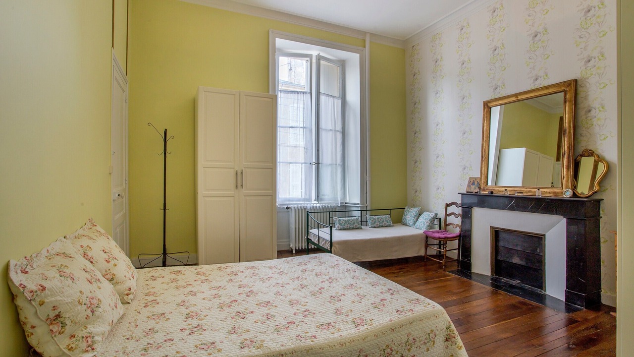 Photo of Bedroom in Fontenay-le-Comte
