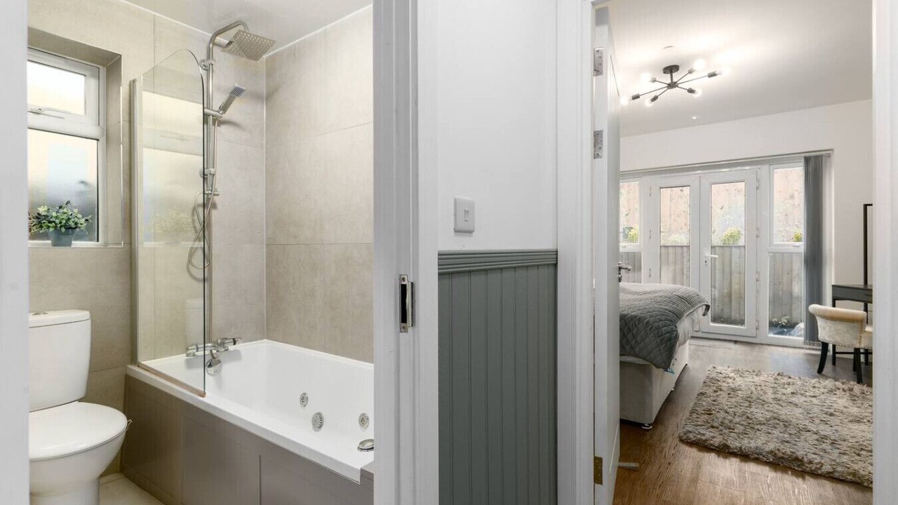Photo of Bathroom in Adamsdown