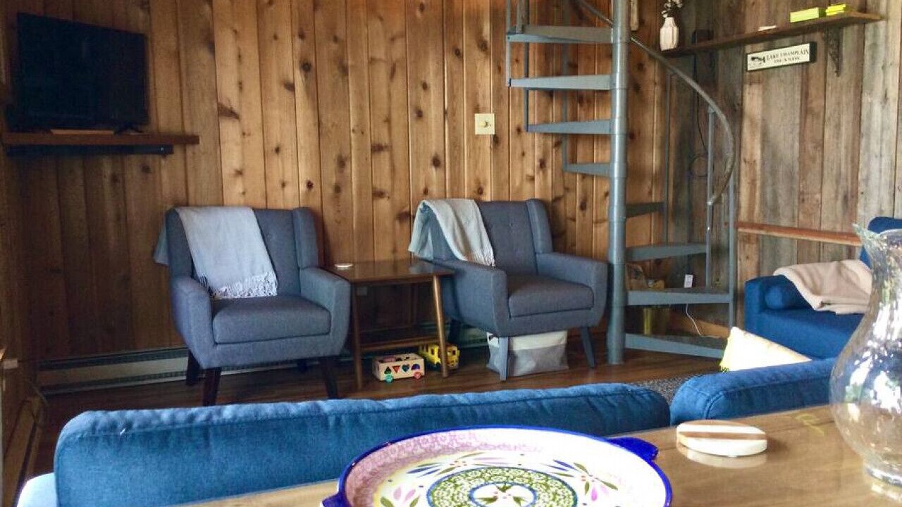 Photo of Livingroom in North Hero