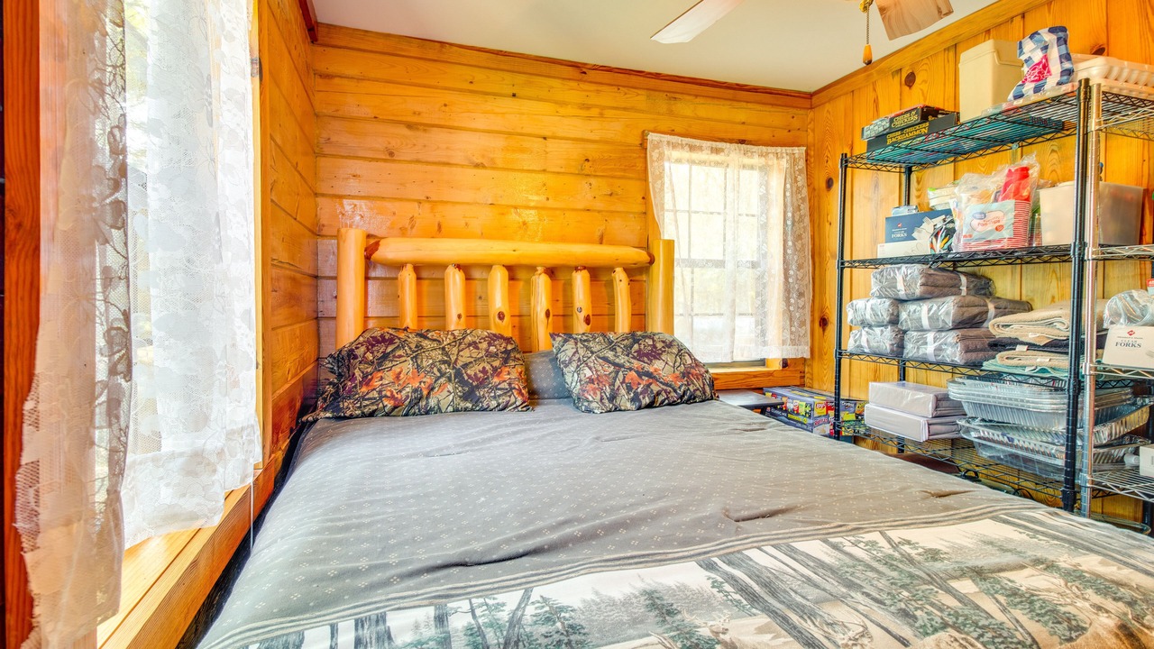 Photo of Bedroom in Oakland