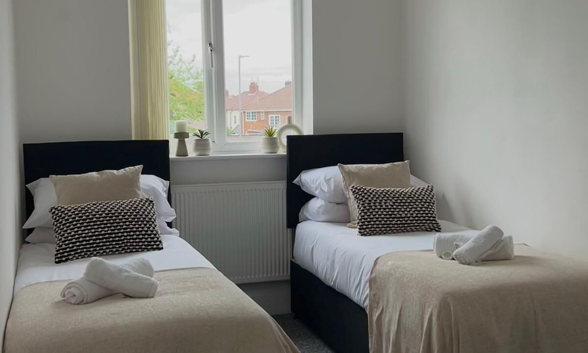 Photo of Others in Huyton