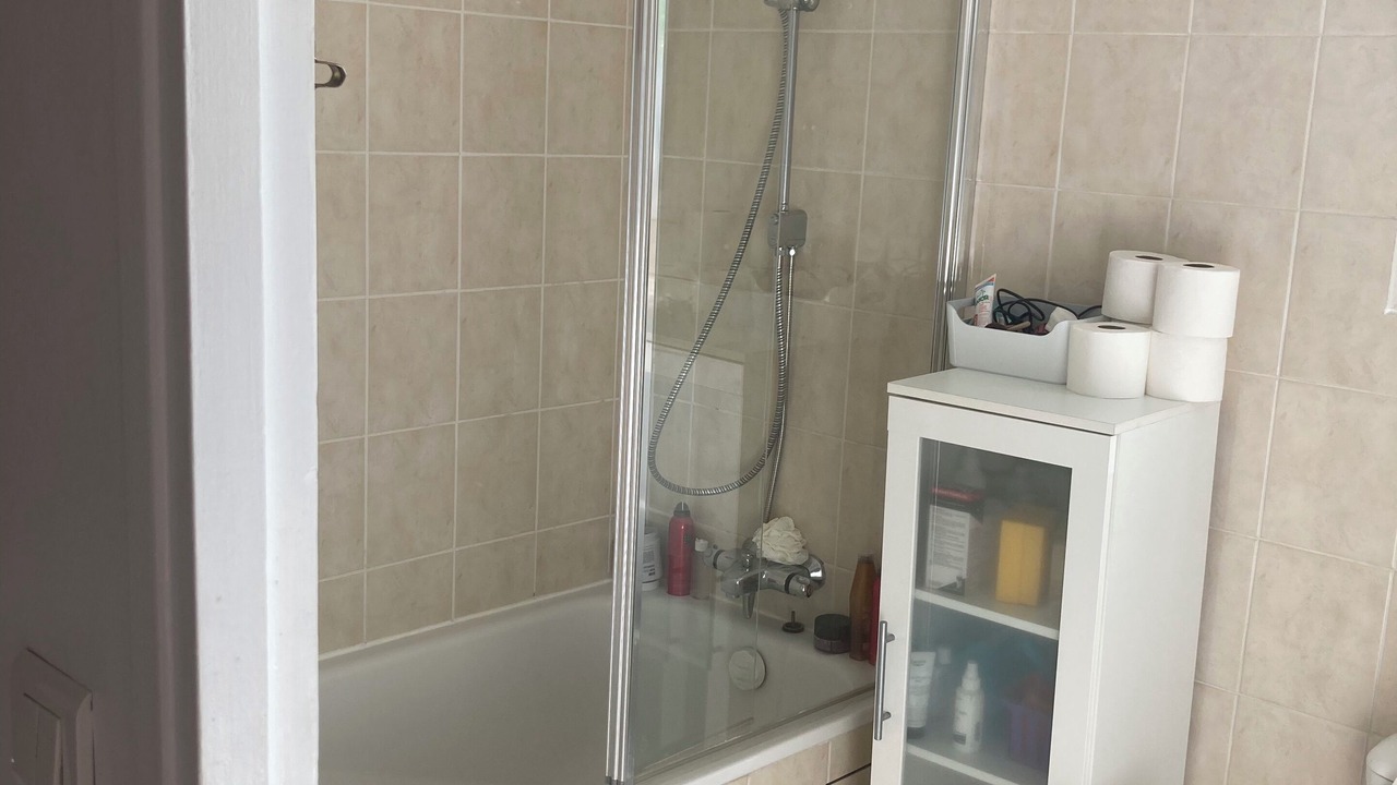 Photo of Bathroom in Clamart