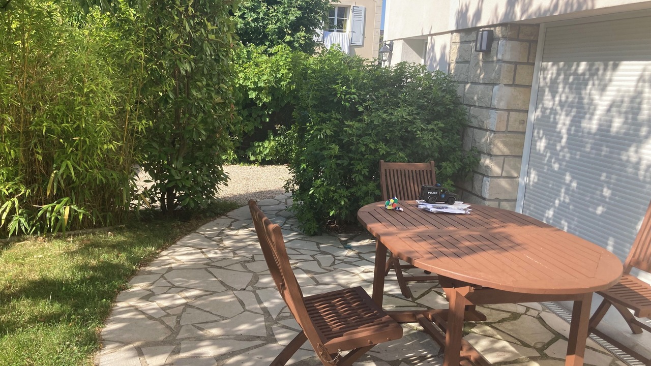 Photo of Outdoor in Clamart