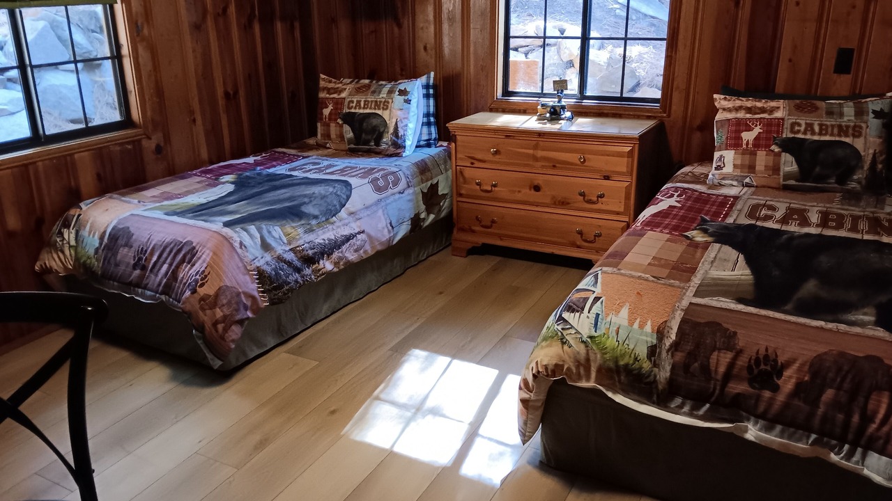 Photo of Bedroom in Summerhaven