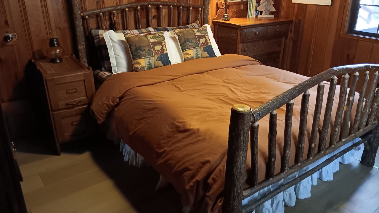 Photo of Bedroom in Summerhaven
