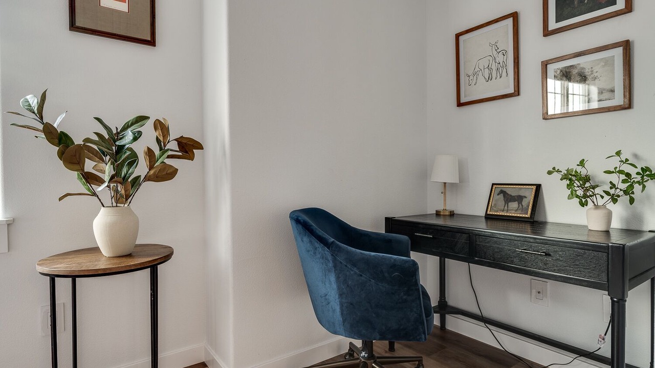 Photo of Others in Southern Crossing